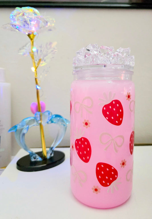 Strawberry Sweetheart Tumbler – 16oz